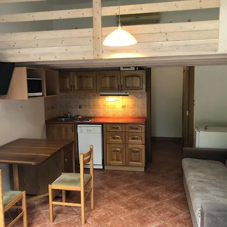 Apartment Silver *